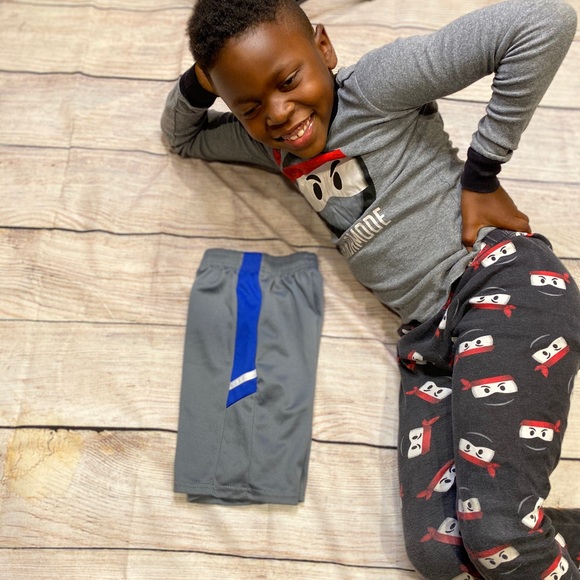 Basketball shorts (2 for $10) - Picture 3 of 3